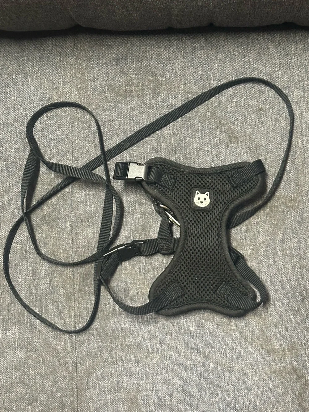 Black Breathable Mesh Cat Harness with Leash